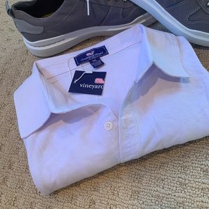 NWT Vineyard Vines shirt sleeved shirt. Size XXL.